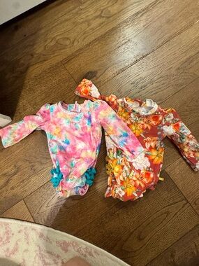 Posh Peanut Long-Sleeve One-Piece Set - Pink Tie-Dye & Orange Floral